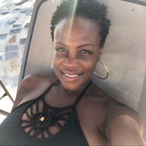 Meet your Posher, Mimichelle